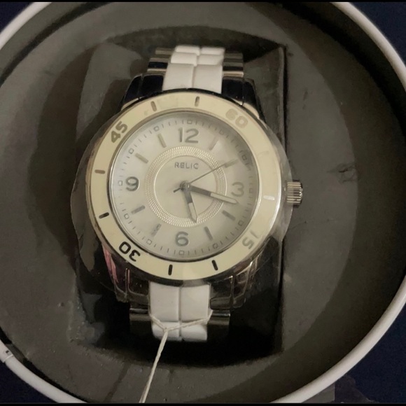 Watch - Picture 5 of 7